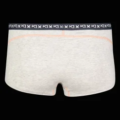 Gina Hipster, Hipster, Dame