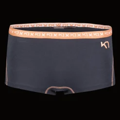 Gina Hipster, Hipster, Dame