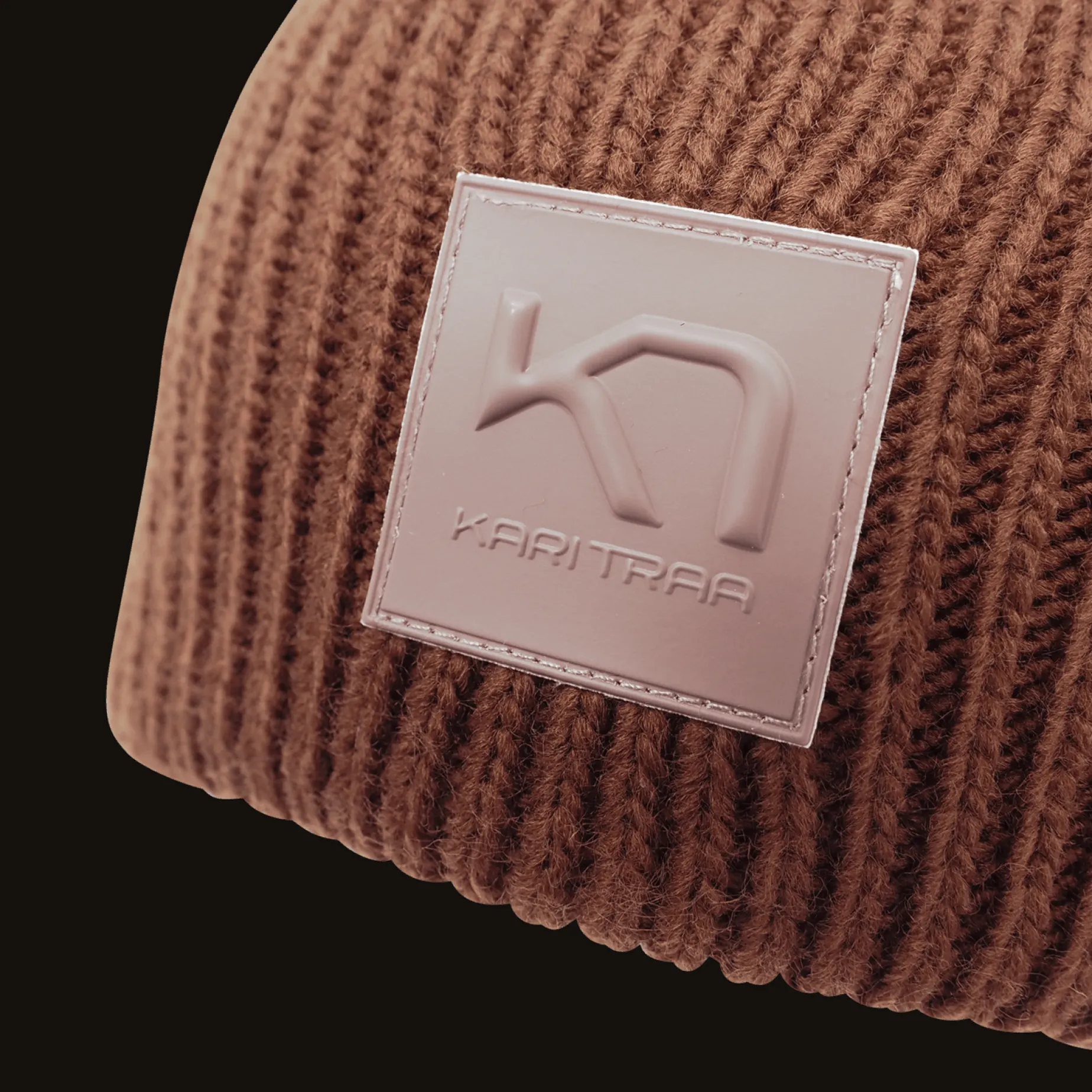 Kyte Beanie, Lue Dame