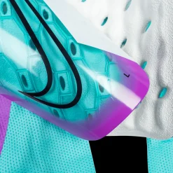 Mercurial Lite Guard, Leggskinn