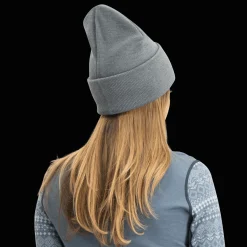 Rothe Beanie, Lue Dame