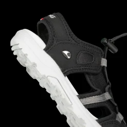 Sandvika, Sandal Barn