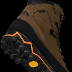 Skarven Evo, Fjellstovel Herre